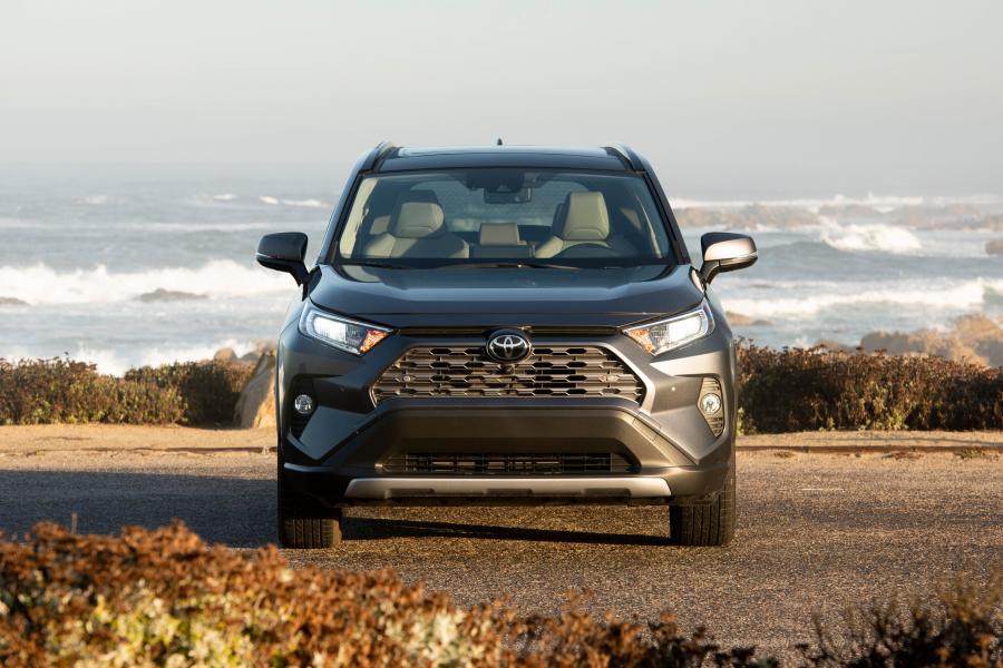  Toyota RAV4 Limited 2018 года  (NA) (фото 14 из 44)